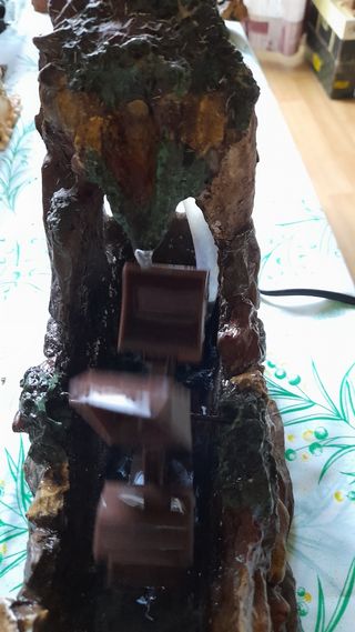 FUENTE ELECTRICA DE AGUA-PESEBRE