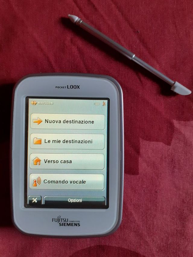 Navigatore Fujitsu Siemens Pocket Loox N100