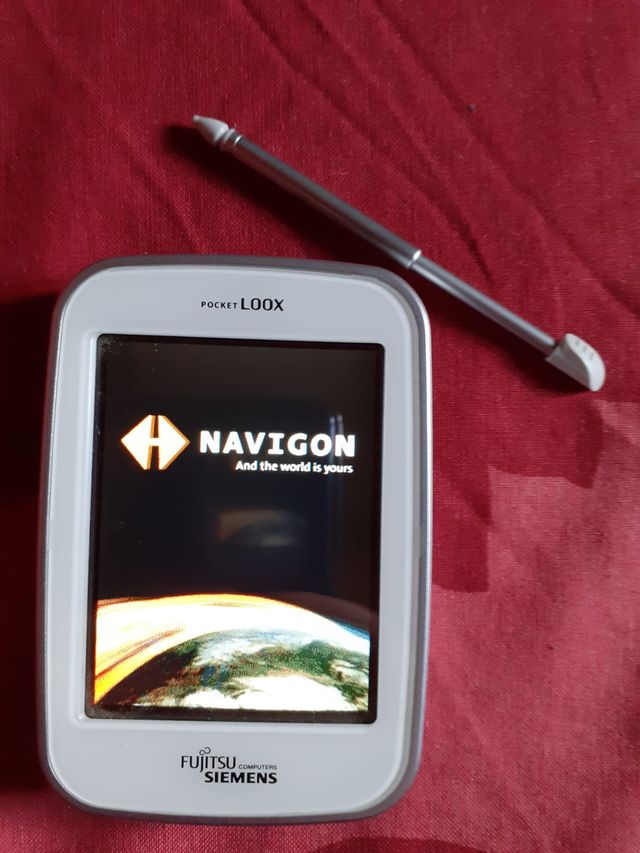 Navigatore Fujitsu Siemens Pocket Loox N100