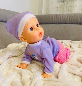 Muñeca Love Bebé - Mi bebé gatea