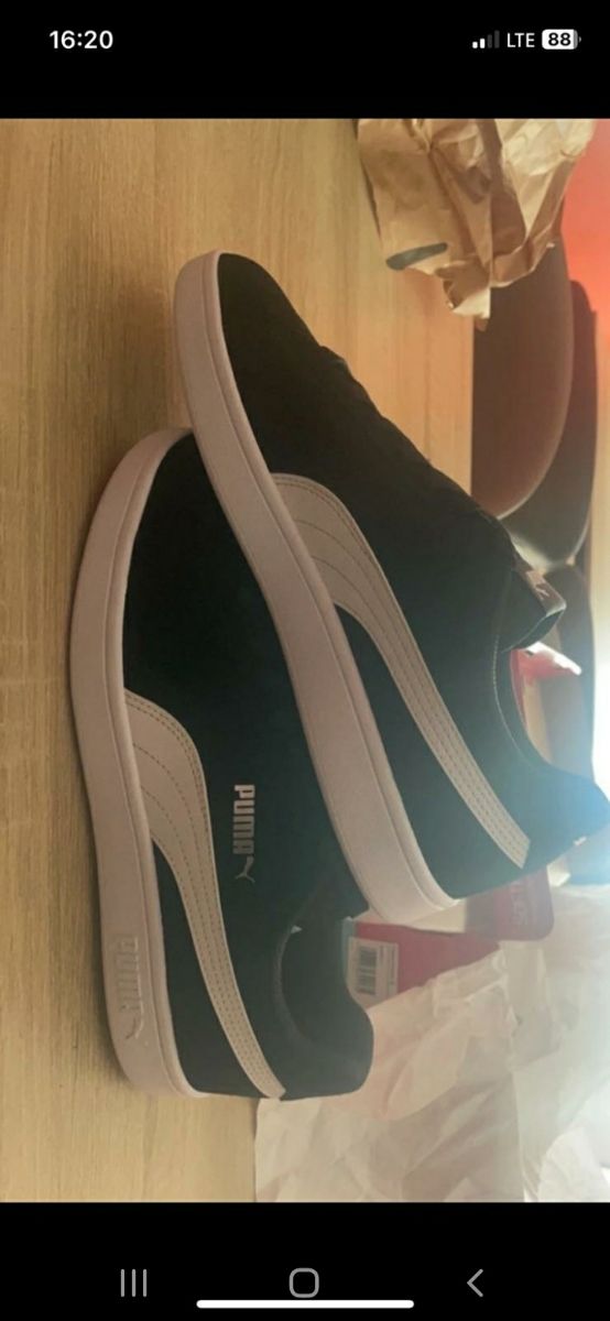 Scarpe sportive n.43