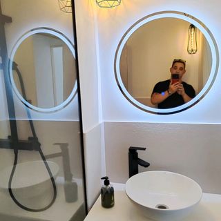 Fontanero y electricista