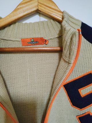 Sudadera vintage universitaria
