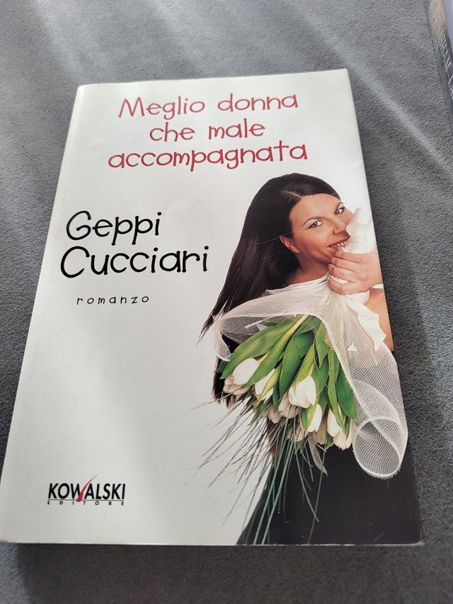 Geppi Cucciari -meglio donna che male ac