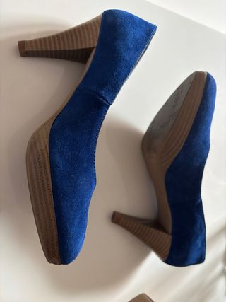 ZAPATOS TACÓN TERCIOPELO AZUL ELÉCTRICO