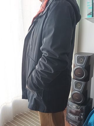 Abrigo impermeable marca MA.STRUM