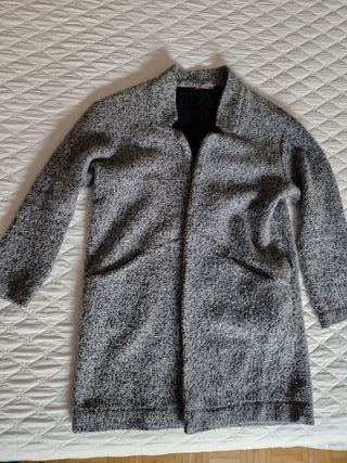Chaqueta larga. Zara. casa y calle