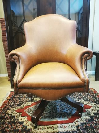 Sillón despacho giratorio. Antiguo