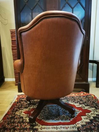 Sillón despacho giratorio. Antiguo