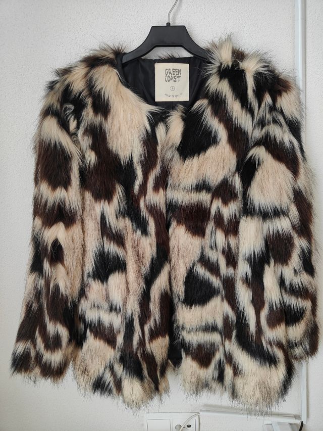 Abrigo pelo tres tonos