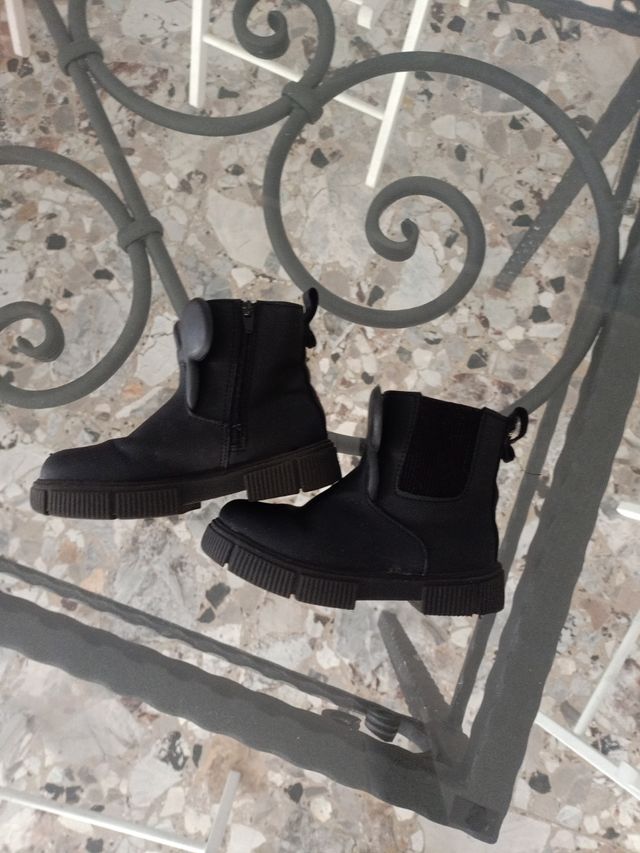 scarponcini bimbo Mickey Mouse tg. 26