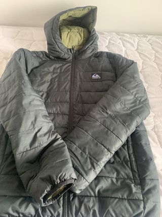Cazadora reversible negra y verde Quiksilver