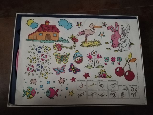 Juego años 90 puntadas de moda