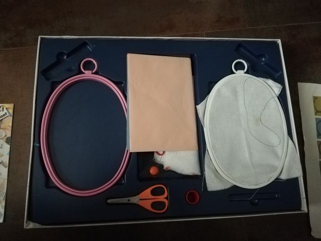 Juego años 90 puntadas de moda