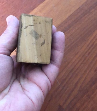 Statuetta Gesù in legno da comodino