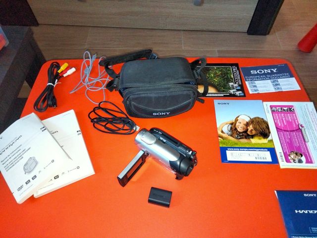 CÁMARA DE VIDEO SONY HANDCAM.