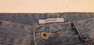 2 faldas vaqueras. ZARA. Talla 38