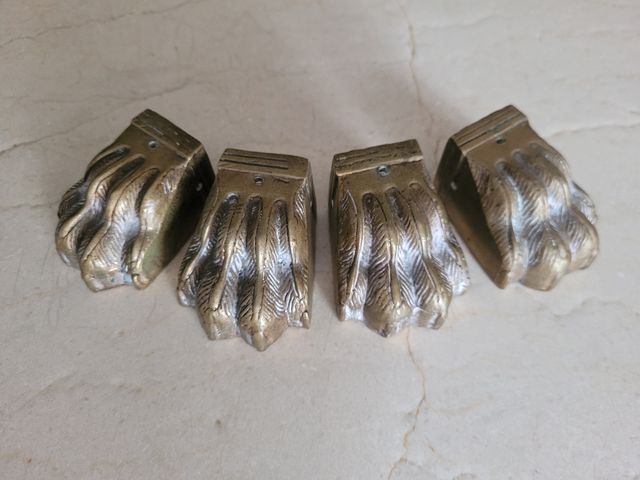 Terminales de garras de bronce