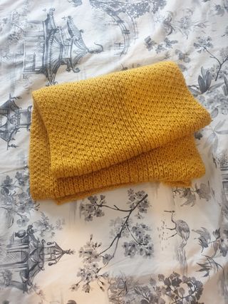 Bufanda mostaza zara