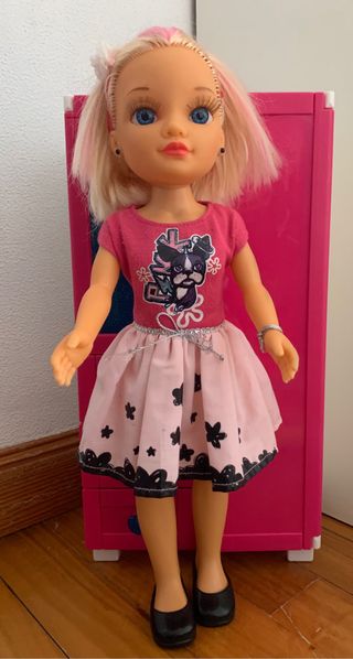 Nancy armario de ensueño con muñeca y complementos