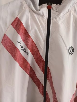 Chaqueta chandal padel