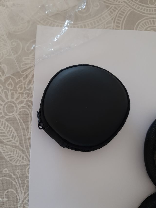 ELECTROESTIMULADOR DE BOLSILLO PARA MASAJE