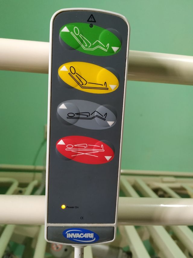 Cama eléctrica geriatría