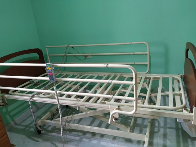 Cama eléctrica geriatría