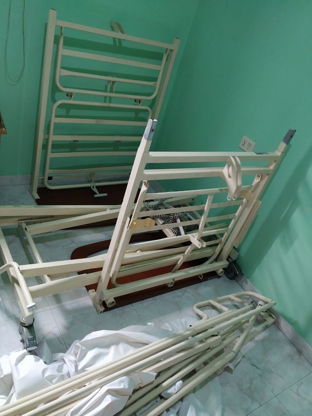 Cama eléctrica geriatría