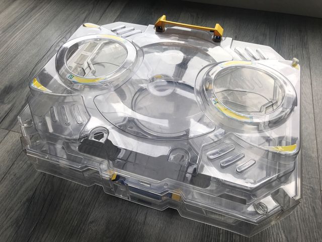 Pista Beyblade burst evolution 