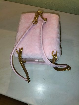 Muñeca Na Na Na con mochila