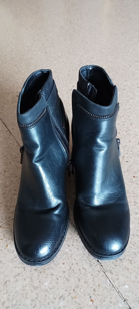 Botines negros
