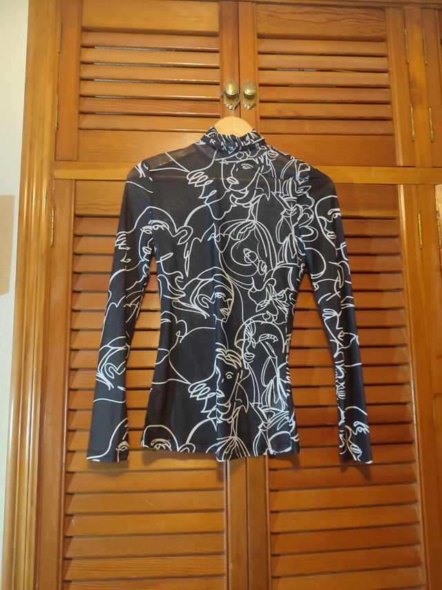 Camiseta translúcida talla S nueva