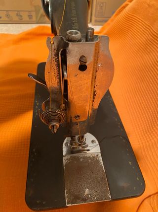 Maquina coser Alfa