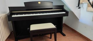 Piano electrónico Yamaha