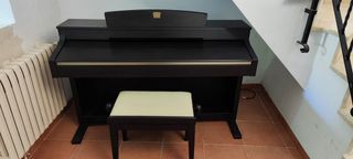 Piano electrónico Yamaha