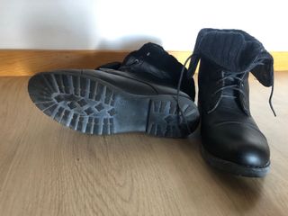 Botas negras talla 39