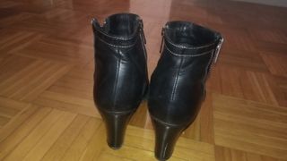 Botín de piel, negro con cremallera de