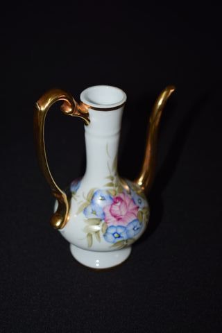 Elegante peça Porcelana - Hand Painted - 14cm