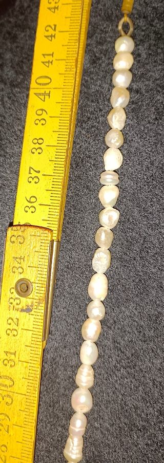 Collar de perlas de rio