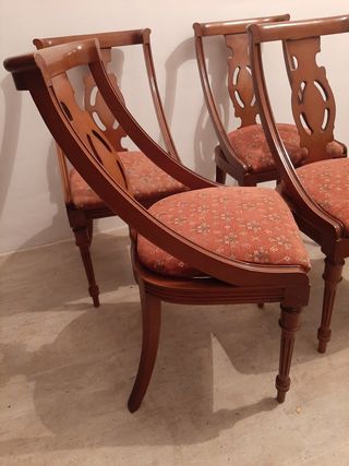 4 sillas madera maciza