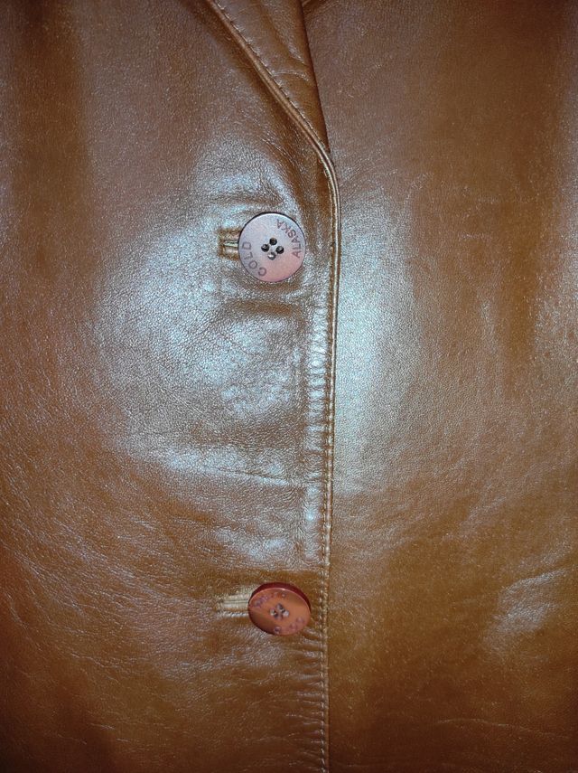 Chaqueta de piel marron