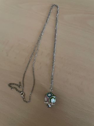 Collana lunga con ciondolo campanella
