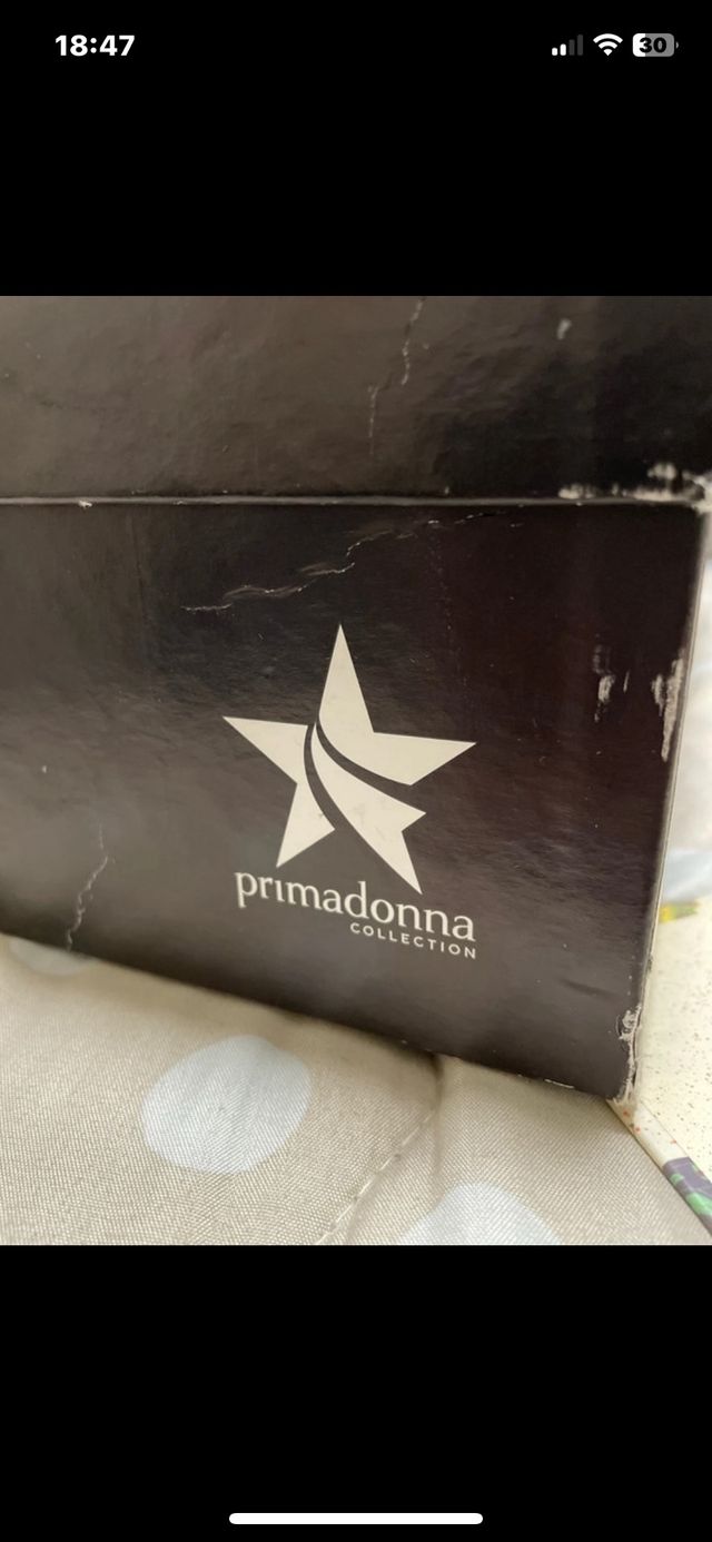 stivali al ginocchio numero 37 primadonna