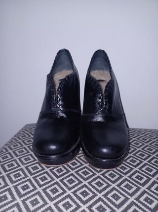 Botines tacón alto UGG talla 39