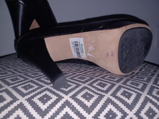 Botines tacón alto UGG talla 39