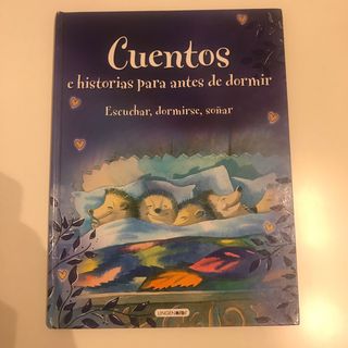 Lote 3 cuentos tapa dura, tamaño folio aprox.