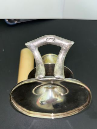 Palmatoria antigua con baño de plata