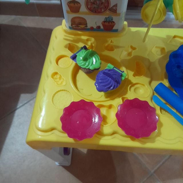 Crea dolci plastillina