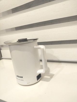 CALENTADOR DE LECHE